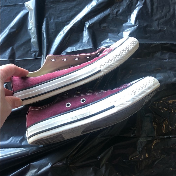 3 for $25 Youth size 1 Maroon converse - Picture 3 of 5